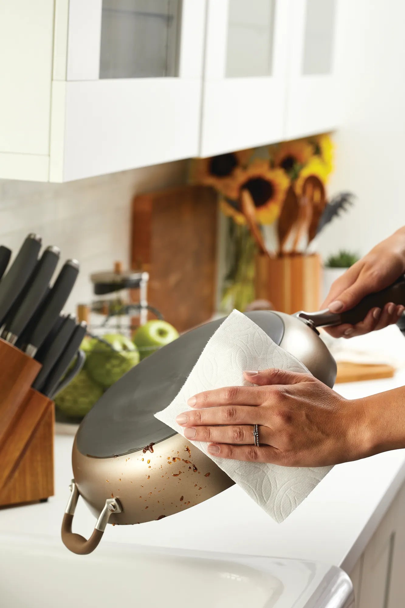 Meyer Corporation Introduces Anolon®X Cookware
